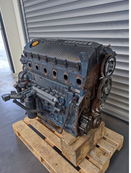 Iveco STRALIS EURO 5 310 - 330 - 360 CURSOR 8 F2BE3681 - Motor por Camião: foto 1 Iveco STRALIS EURO 5 310 - 330 - 360 CURSOR 8 F2BE3681 - Motor por Camião: foto 1