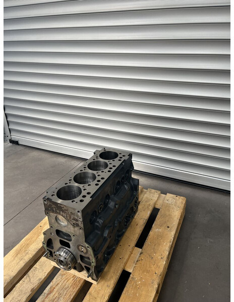MAN TGM TGL D0834 150 180 220 E5 RECONDITIONED WITH WARRANTY - Motor por Camião: foto 1 MAN TGM TGL D0834 150 180 220 E5 RECONDITIONED WITH WARRANTY - Motor por Camião: foto 1
