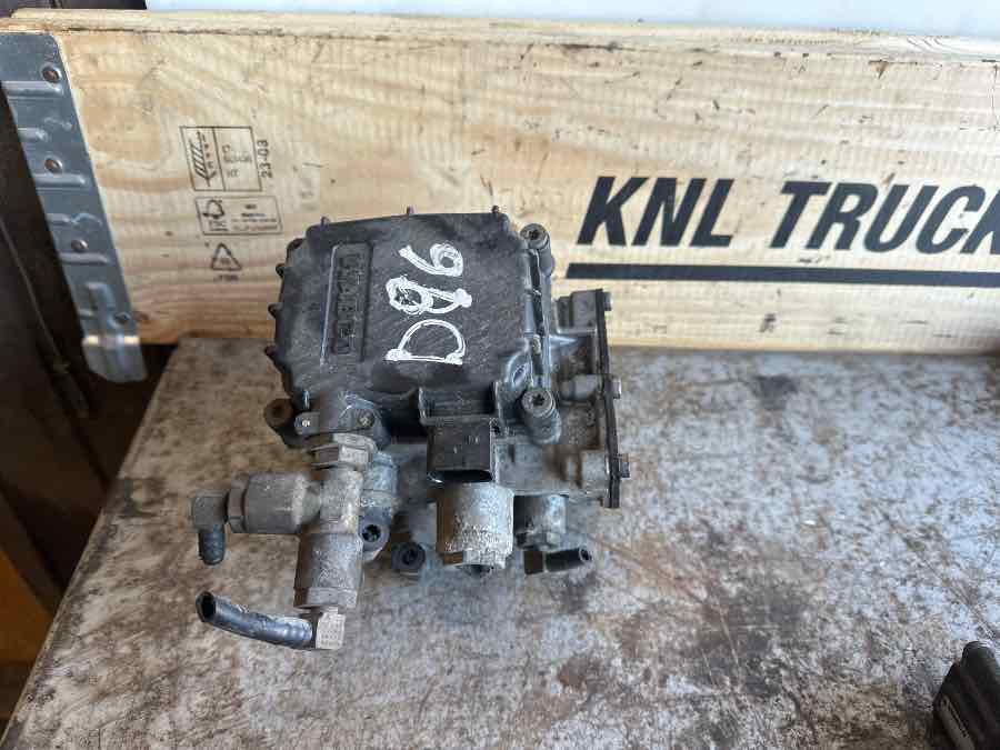 DAF TRAILER VALVE 1747137 - Válvula de freio por Camião: foto 1 DAF TRAILER VALVE 1747137 - Válvula de freio por Camião: foto 1