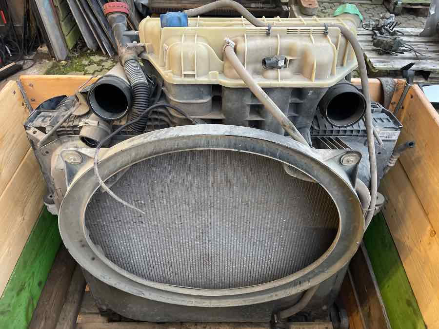 MAN COMPLETE COOLER 81.06100-6657 - Sistema de arrefecimento por Camião: foto 1 MAN COMPLETE COOLER 81.06100-6657 - Sistema de arrefecimento por Camião: foto 1