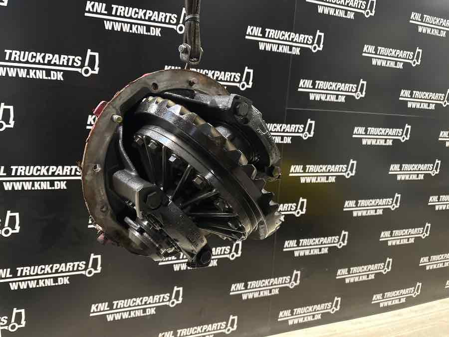 MAN DIFF HY-1350 - 3.700 // 81.35010-6260 - Diferencial por Camião: foto 1 MAN DIFF HY-1350 - 3.700 // 81.35010-6260 - Diferencial por Camião: foto 1