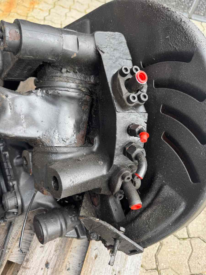 MAN FRONT HUBS 81.36030-0005 + 81.36035-6009 - Cubo de roda por Camião: foto 3 MAN FRONT HUBS 81.36030-0005 + 81.36035-6009 - Cubo de roda por Camião: foto 3