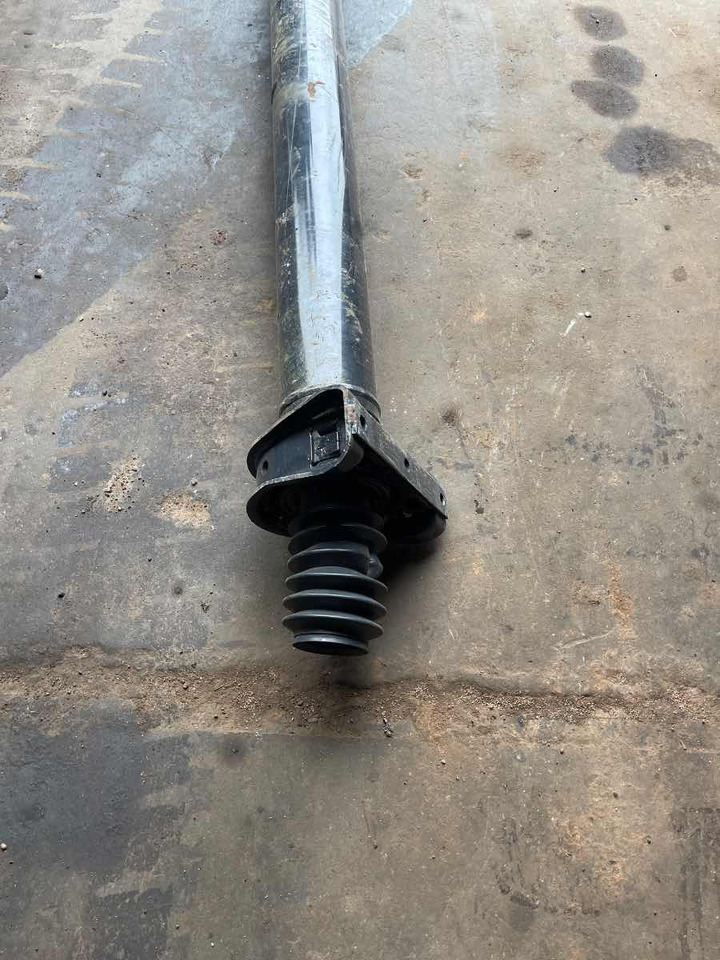 MAN PROPSHAFT 81.39111-6125 - Veio de transmissão por Camião: foto 2 MAN PROPSHAFT 81.39111-6125 - Veio de transmissão por Camião: foto 2