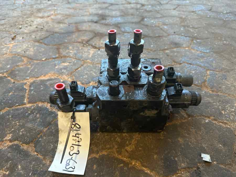 MAN STEERING VALVE  81.47103-6031 - Direcção por Camião: foto 1 MAN STEERING VALVE  81.47103-6031 - Direcção por Camião: foto 1