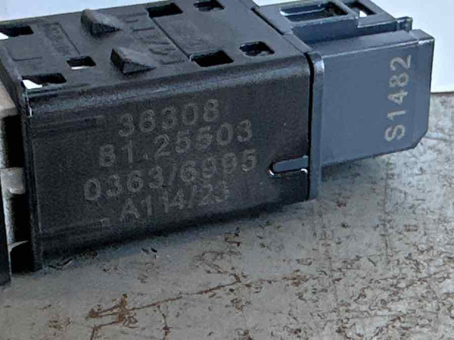 MAN SWITCH 81.25503-0363 - Sistema elétrico por Camião: foto 2 MAN SWITCH 81.25503-0363 - Sistema elétrico por Camião: foto 2