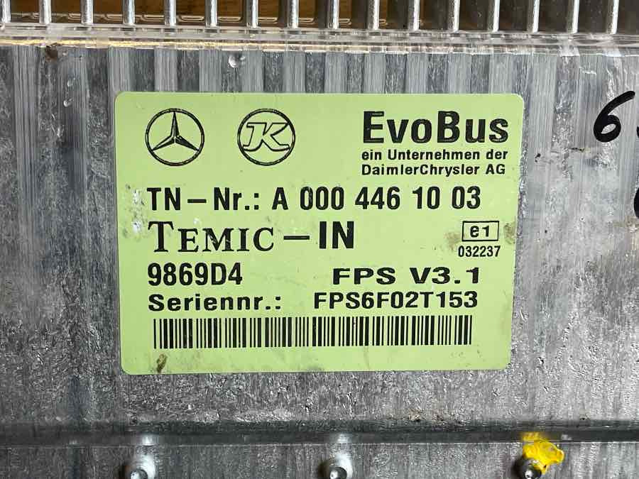 MERCEDES ECU TEMIC A0004461003 - Centralina electrónica por Ônibus: foto 3 MERCEDES ECU TEMIC A0004461003 - Centralina electrónica por Ônibus: foto 3