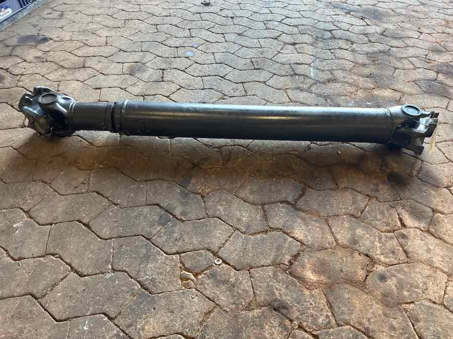 MERCEDES BUS TOURISMO PROPSHAFT A0014109706 - Peça de reposição por Ônibus: foto 1 MERCEDES BUS TOURISMO PROPSHAFT A0014109706 - Peça de reposição por Ônibus: foto 1