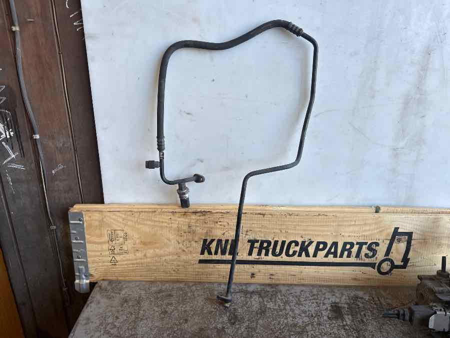 SCANIA A/C PIPE 2106901 + 1777165 - Tubo de admissão por Camião: foto 1 SCANIA A/C PIPE 2106901 + 1777165 - Tubo de admissão por Camião: foto 1