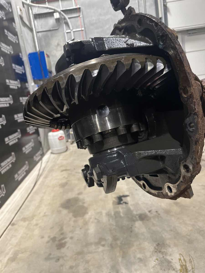 SCANIA DIFF R660 - 3.07 // 1786386 - Diferencial por Camião: foto 2 SCANIA DIFF R660 - 3.07 // 1786386 - Diferencial por Camião: foto 2
