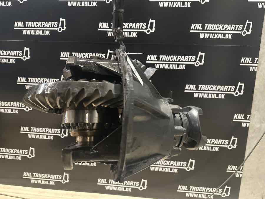 SCANIA DIFF R780 - 2.92 // 1722313 - Diferencial por Camião: foto 2 SCANIA DIFF R780 - 2.92 // 1722313 - Diferencial por Camião: foto 2