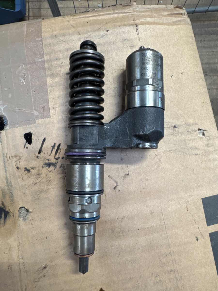 SCANIA INJECTOR 1440579 - Sistema de combustível por Camião: foto 1 SCANIA INJECTOR 1440579 - Sistema de combustível por Camião: foto 1