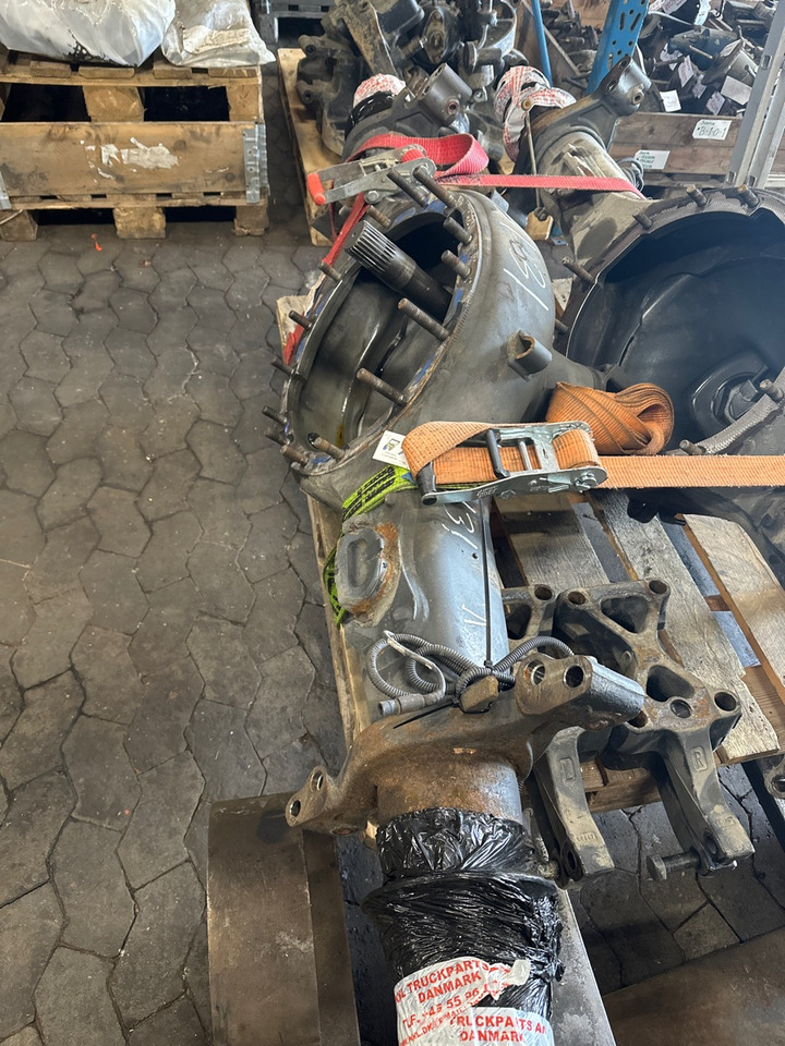 SCANIA REAR AXLE CASE 2188226 - Eixo e peças por Camião: foto 1 SCANIA REAR AXLE CASE 2188226 - Eixo e peças por Camião: foto 1