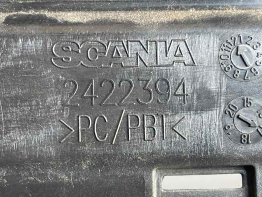 SCANIA STEP PLATE, LEFT 2422394 - Carroceria e exterior por Camião: foto 3 SCANIA STEP PLATE, LEFT 2422394 - Carroceria e exterior por Camião: foto 3