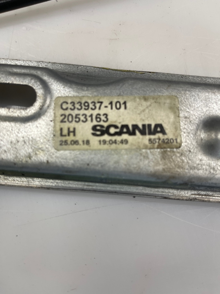 SCANIA WINDOW WINDER 2053163 - Cabine e interior por Camião: foto 1 SCANIA WINDOW WINDER 2053163 - Cabine e interior por Camião: foto 1