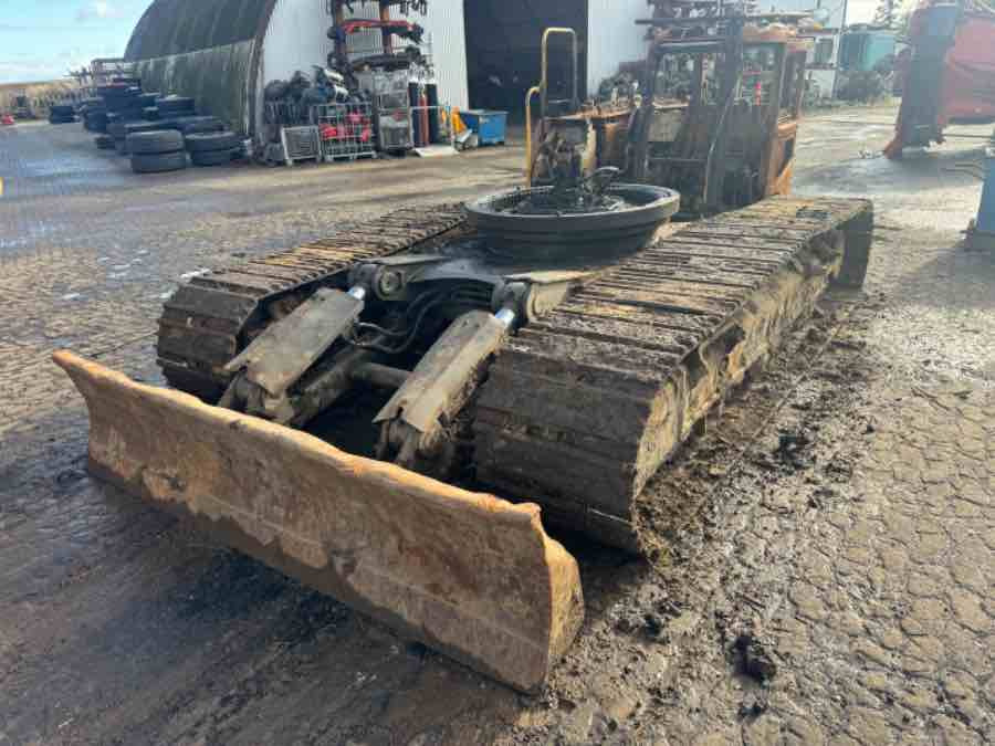VOLVO CONSTRUCTION EXCAVATOR ECR145 UNDERCARRIAGE - Peças de material rodante por Escavadora de rastos: foto 1 VOLVO CONSTRUCTION EXCAVATOR ECR145 UNDERCARRIAGE - Peças de material rodante por Escavadora de rastos: foto 1