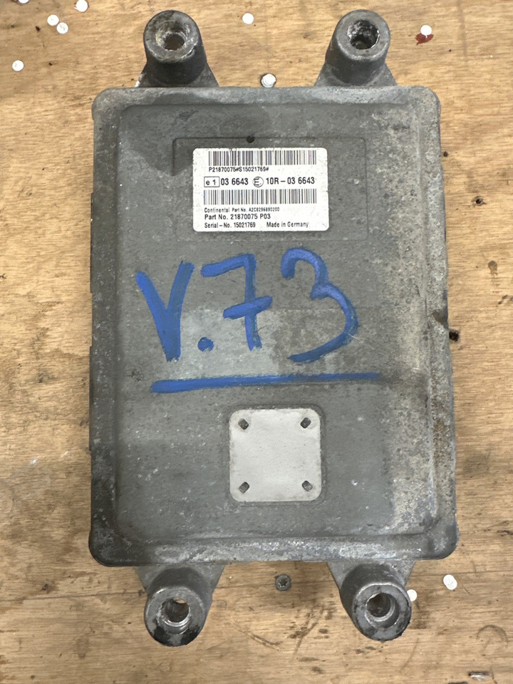 VOLVO ECU 21870075 P03 - Sistema elétrico por Camião: foto 1 VOLVO ECU 21870075 P03 - Sistema elétrico por Camião: foto 1