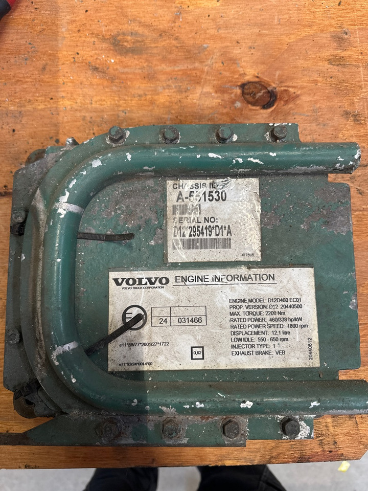 VOLVO ECU 3161962 P09 - Sistema elétrico por Camião: foto 2 VOLVO ECU 3161962 P09 - Sistema elétrico por Camião: foto 2