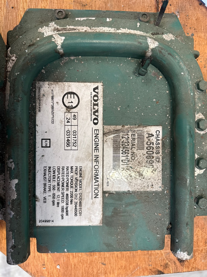 Centralina electrónica por Camião VOLVO ECU 3161962 P09: foto 1