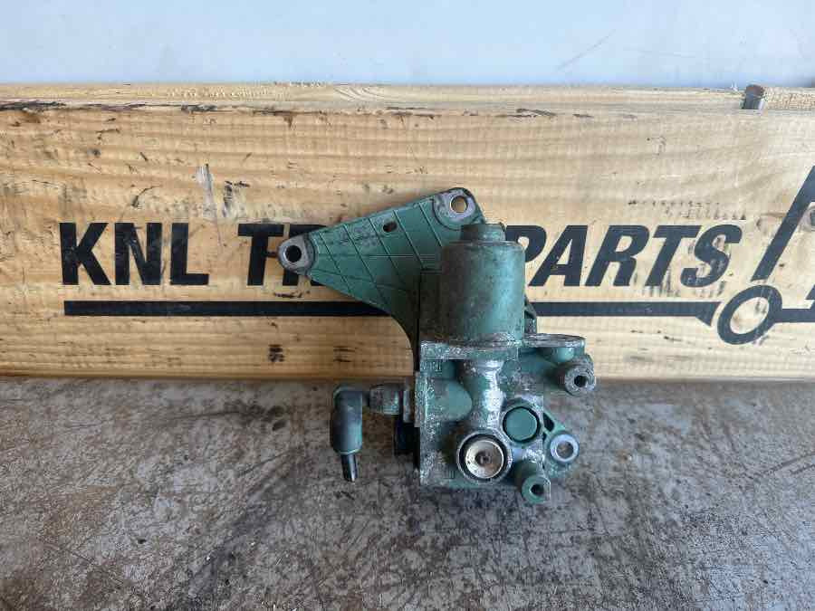 VOLVO EXHAUST VALVE 20994250 - Válvula de freio por Camião: foto 1 VOLVO EXHAUST VALVE 20994250 - Válvula de freio por Camião: foto 1