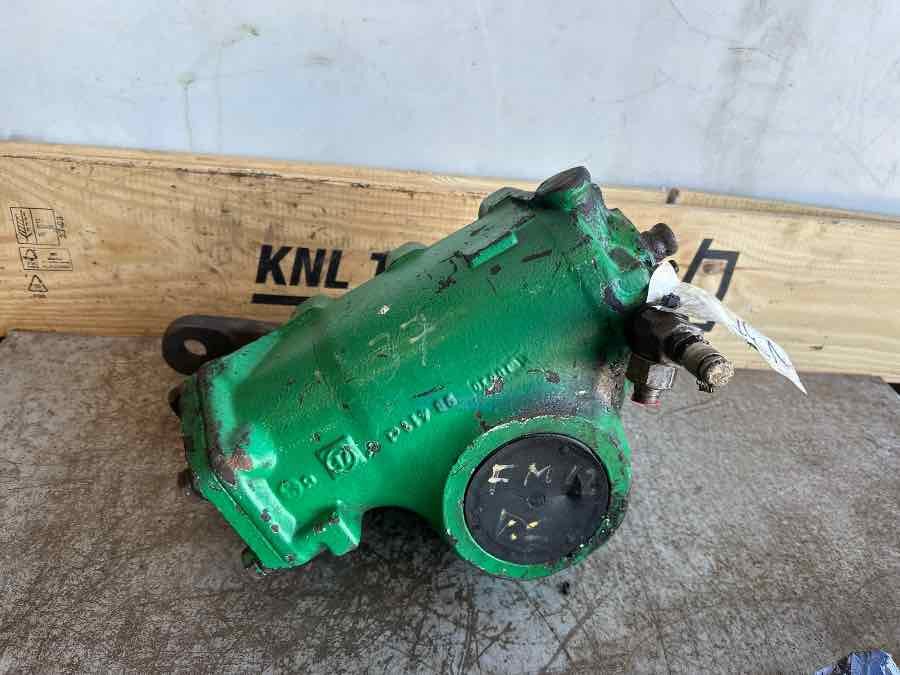 VOLVO STEERING GEAR 250303 - Direcção por Camião: foto 1 VOLVO STEERING GEAR 250303 - Direcção por Camião: foto 1