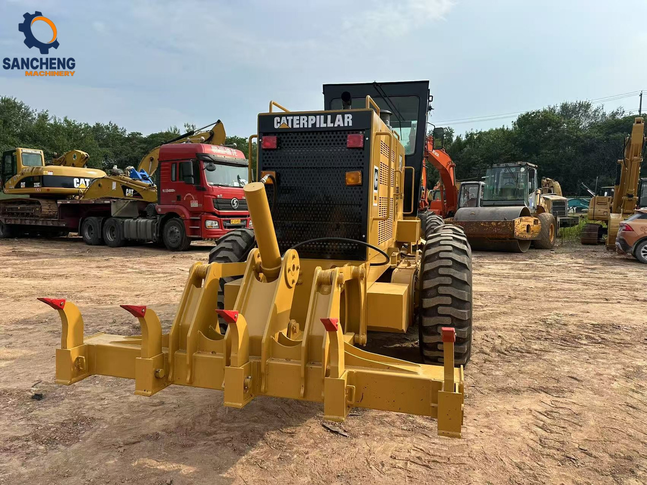 CATERPILLAR 140K - Motoniveladora: foto 5 CATERPILLAR 140K - Motoniveladora: foto 5