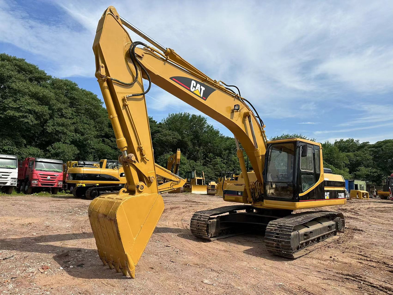 CATERPILLAR 320BL excavator - Escavadeira: foto 4 CATERPILLAR 320BL excavator - Escavadeira: foto 4