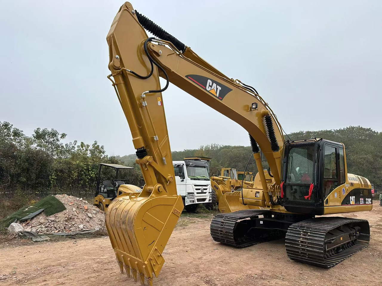 Leasing de CATERPILLAR 320C CATERPILLAR 320C: foto 8