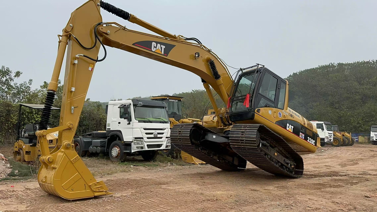 CATERPILLAR 320CL - Escavadora de rastos: foto 3 CATERPILLAR 320CL - Escavadora de rastos: foto 3