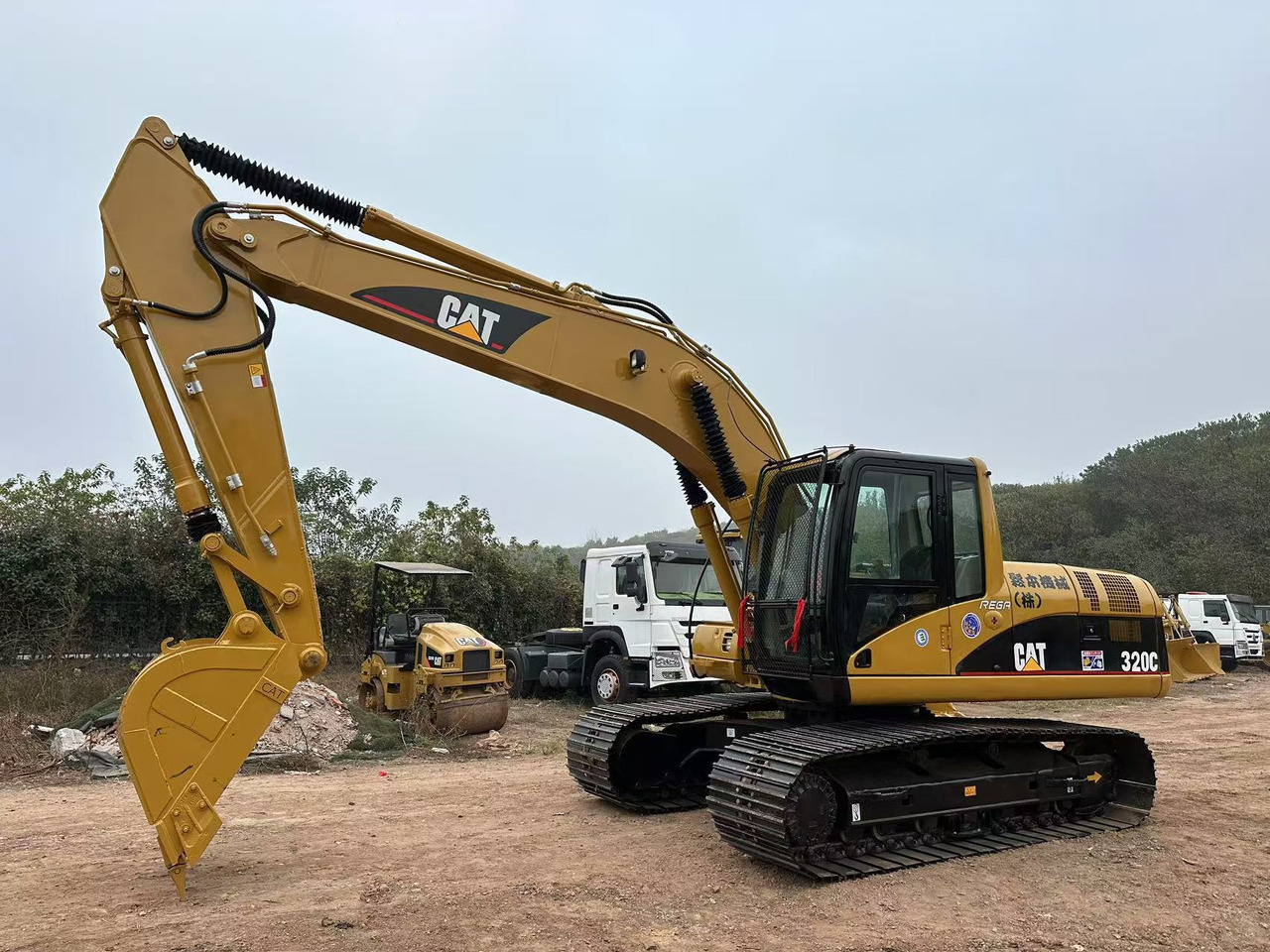 CATERPILLAR 320CL - Escavadora de rastos: foto 4 CATERPILLAR 320CL - Escavadora de rastos: foto 4