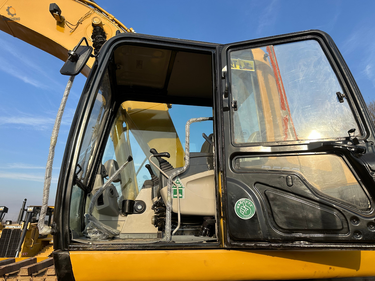 CATERPILLAR 320CL - Escavadeira flutuante: foto 4 CATERPILLAR 320CL - Escavadeira flutuante: foto 4