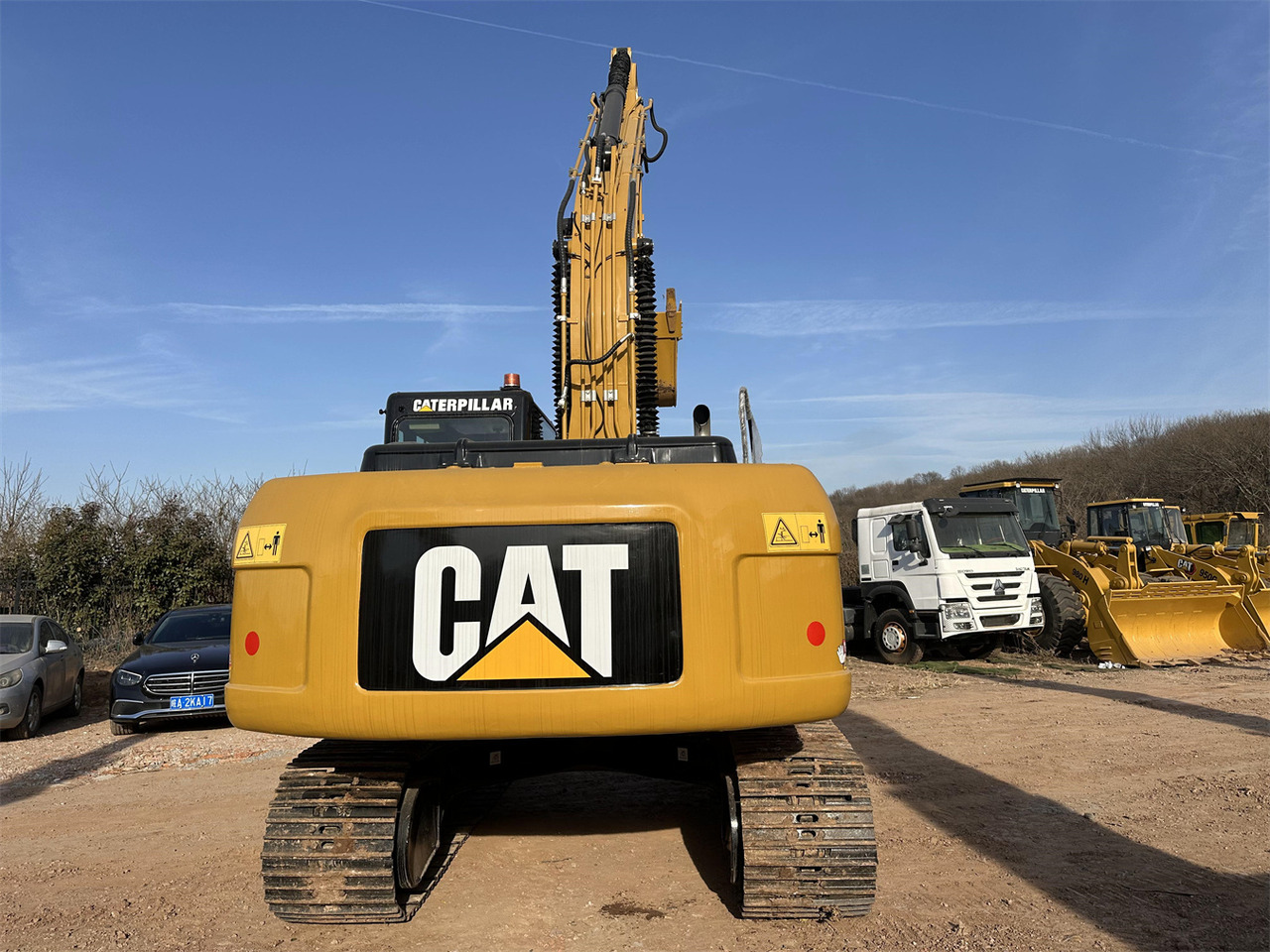 CATERPILLAR 320DL - Escavadora de rastos: foto 4 CATERPILLAR 320DL - Escavadora de rastos: foto 4