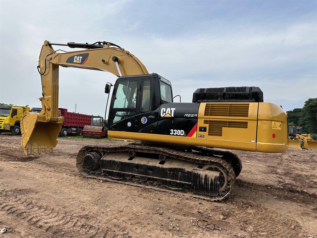 CATERPILLAR 330D - Escavadora de rastos: foto 4 CATERPILLAR 330D - Escavadora de rastos: foto 4