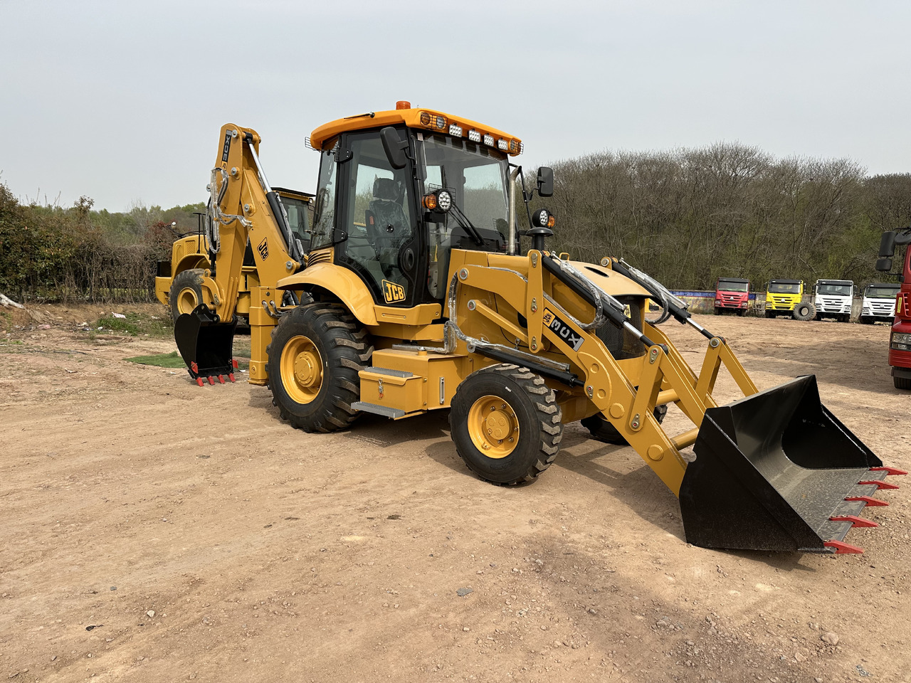 CATERPILLAR 420F2 - Retroescavadeira: foto 5 CATERPILLAR 420F2 - Retroescavadeira: foto 5