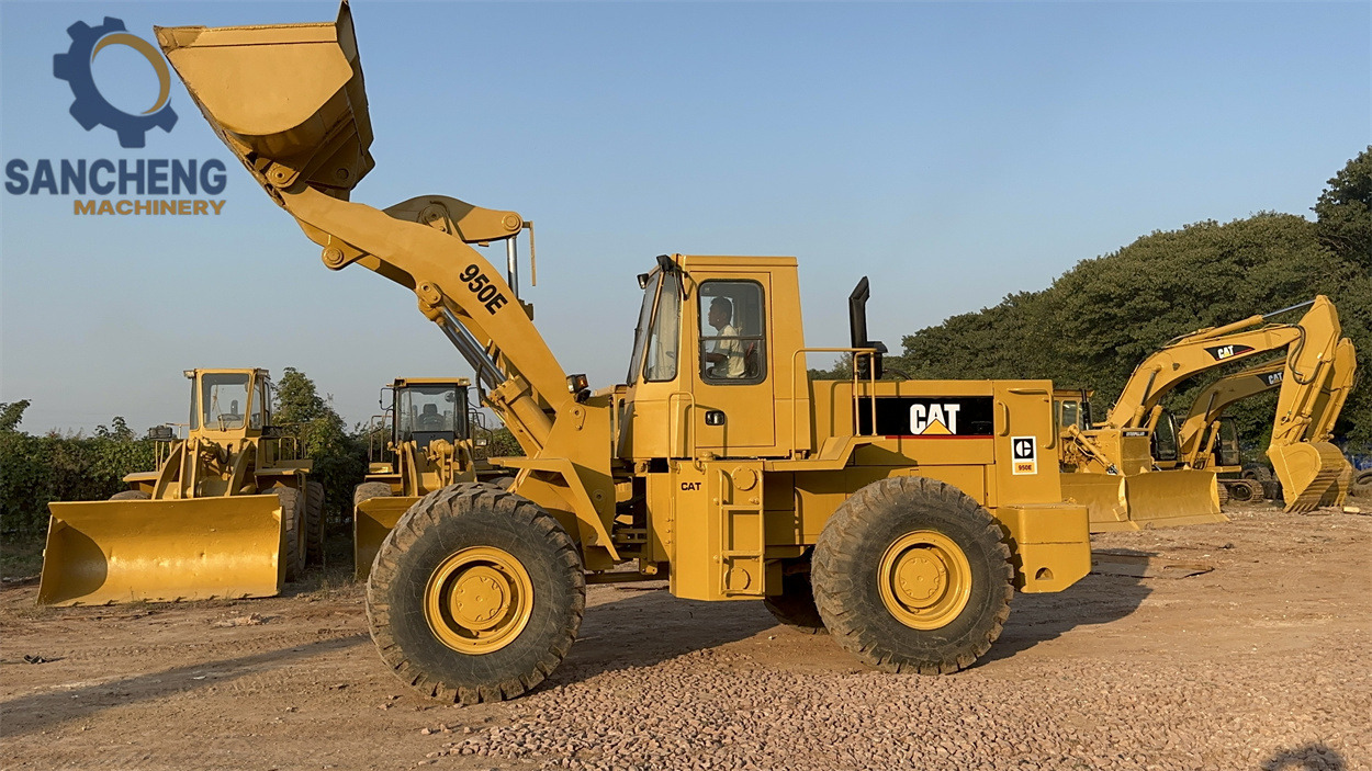 CATERPILLAR 950E - Pá carregadora de rodas: foto 2 CATERPILLAR 950E - Pá carregadora de rodas: foto 2