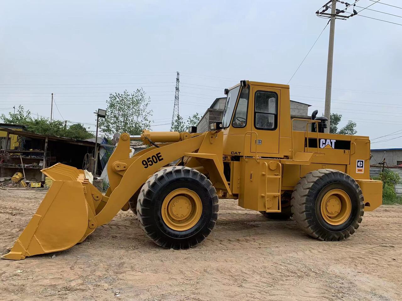 CATERPILLAR 950E - Pá carregadora de rodas: foto 2 CATERPILLAR 950E - Pá carregadora de rodas: foto 2