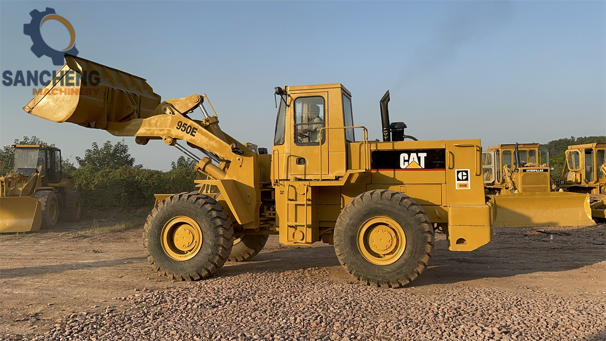 CATERPILLAR 950E - Pá carregadora de rodas: foto 4 CATERPILLAR 950E - Pá carregadora de rodas: foto 4