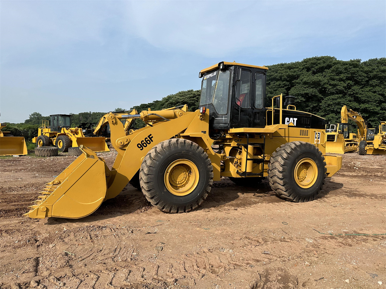 CATERPILLAR 966F - Pá carregadora de rodas: foto 5 CATERPILLAR 966F - Pá carregadora de rodas: foto 5