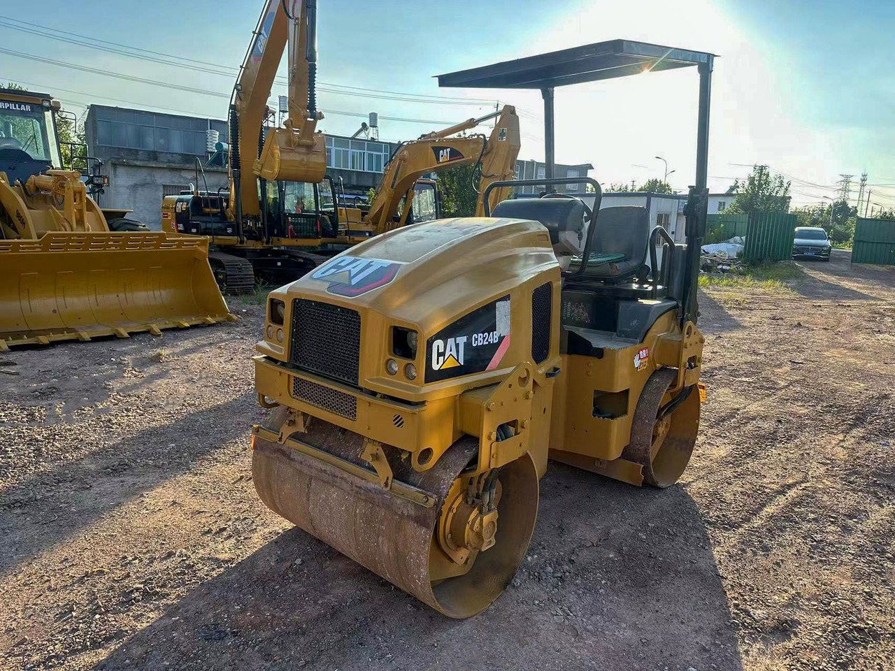 CATERPILLAR CB24B - Rolo: foto 2 CATERPILLAR CB24B - Rolo: foto 2