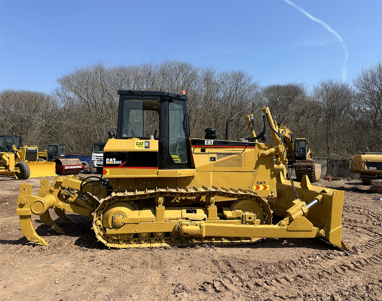 CATERPILLAR D6G - Escavadeira: foto 4 CATERPILLAR D6G - Escavadeira: foto 4