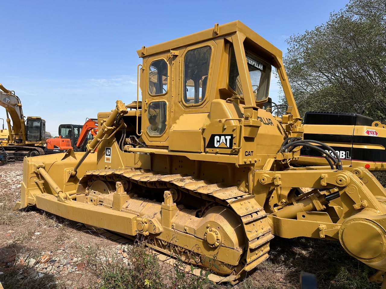 CATERPILLAR D7G - Buldôzer: foto 3 CATERPILLAR D7G - Buldôzer: foto 3
