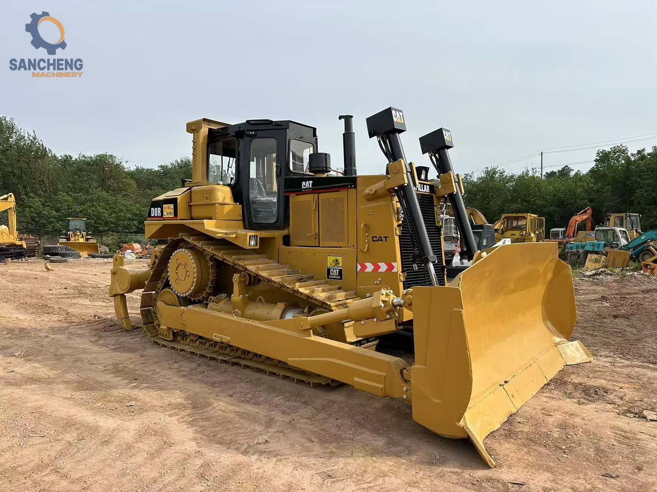 CATERPILLAR D8R - Buldôzer: foto 5 CATERPILLAR D8R - Buldôzer: foto 5