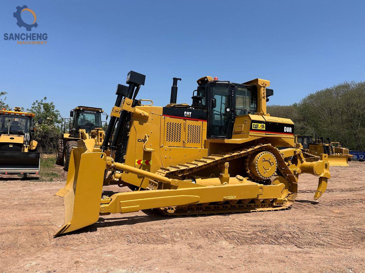 CATERPILLAR D8R - Buldôzer: foto 2 CATERPILLAR D8R - Buldôzer: foto 2