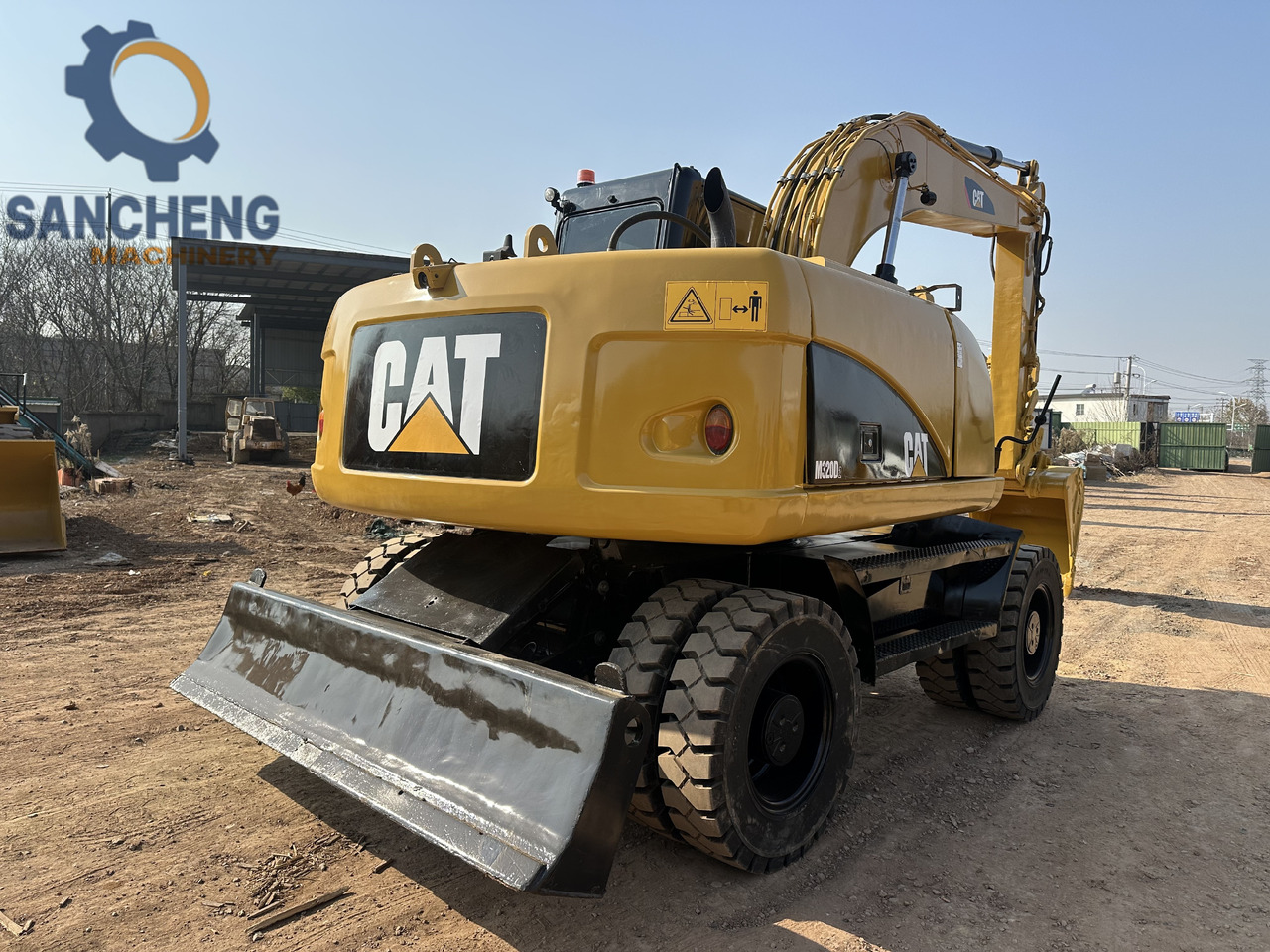 CATERPILLAR M320D2 - Escavadeira de rodas: foto 4 CATERPILLAR M320D2 - Escavadeira de rodas: foto 4