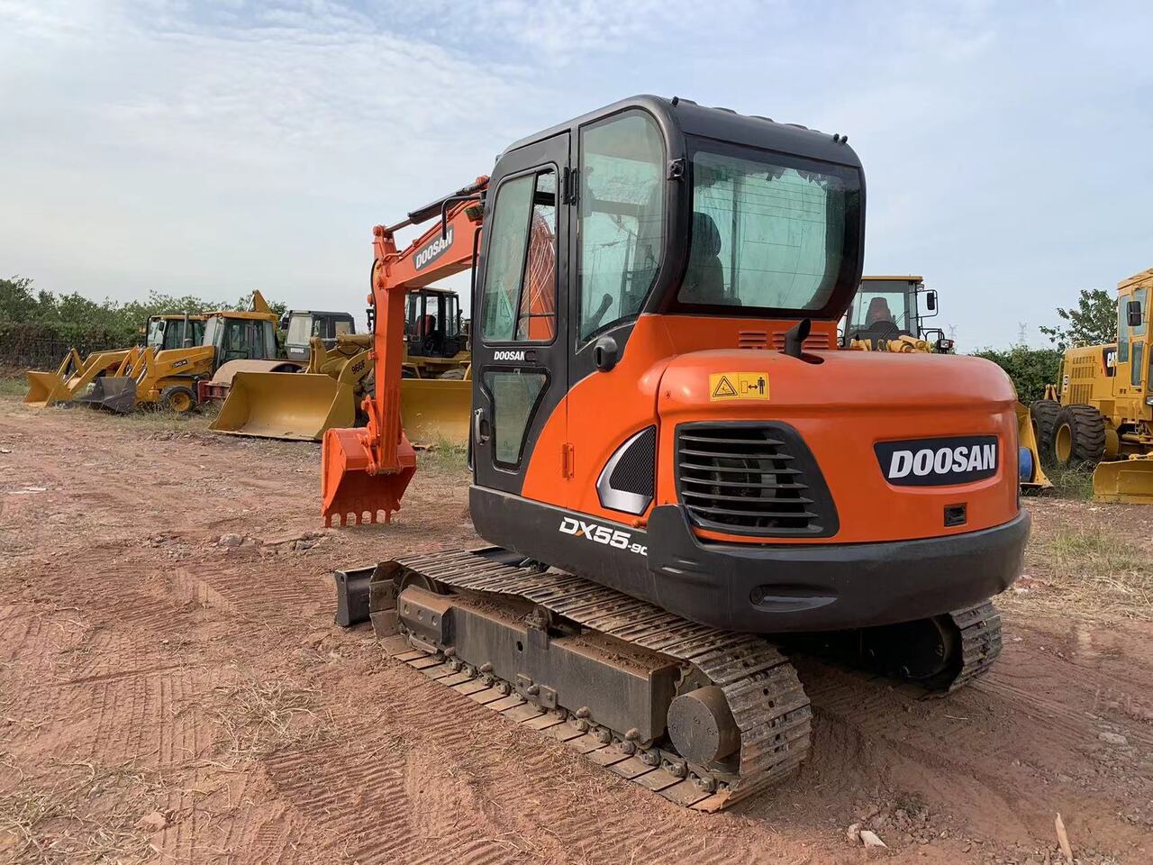 DOOSAN DX55 - Escavadeira: foto 2 DOOSAN DX55 - Escavadeira: foto 2