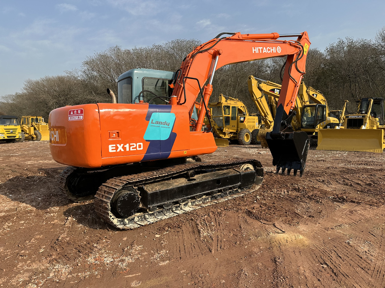 HITACHI EX120 - Escavadora de rastos: foto 2 HITACHI EX120 - Escavadora de rastos: foto 2