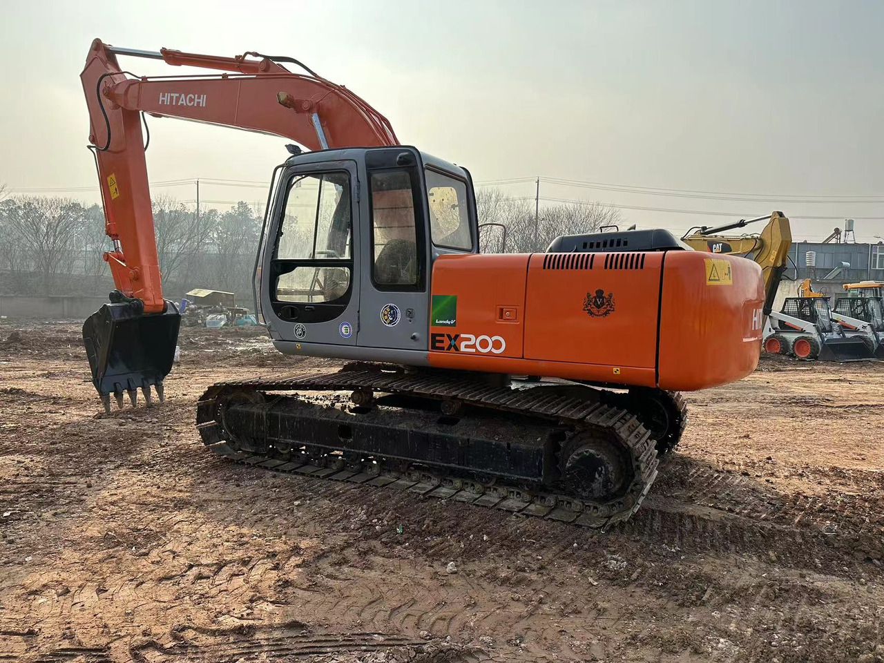 HITACHI EX200 - Escavadeira: foto 2 HITACHI EX200 - Escavadeira: foto 2