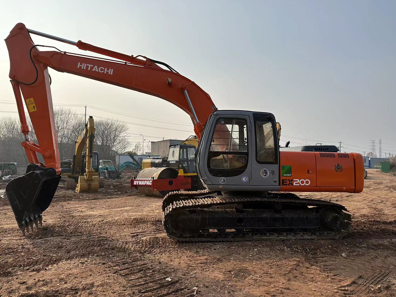 HITACHI EX200 - Escavadeira: foto 1 HITACHI EX200 - Escavadeira: foto 1