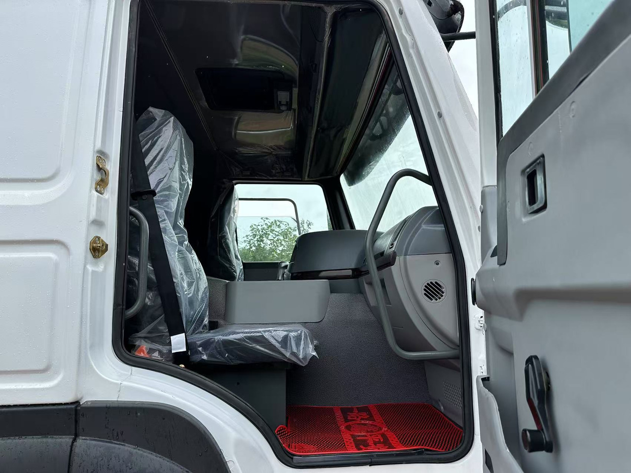 Leasing de HOWO 371hp HOWO 371hp: foto 12 Leasing de HOWO 371hp HOWO 371hp: foto 12