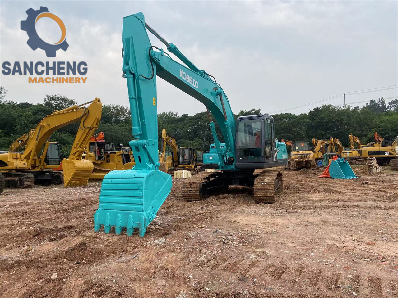 KOBELCO SK210LC-8 - Escavadora de rastos: foto 4 KOBELCO SK210LC-8 - Escavadora de rastos: foto 4