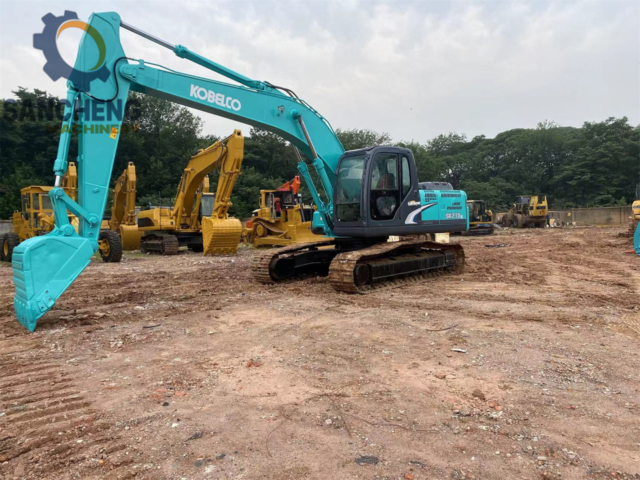 KOBELCO SK210LC-8 - Escavadora de rastos: foto 2 KOBELCO SK210LC-8 - Escavadora de rastos: foto 2